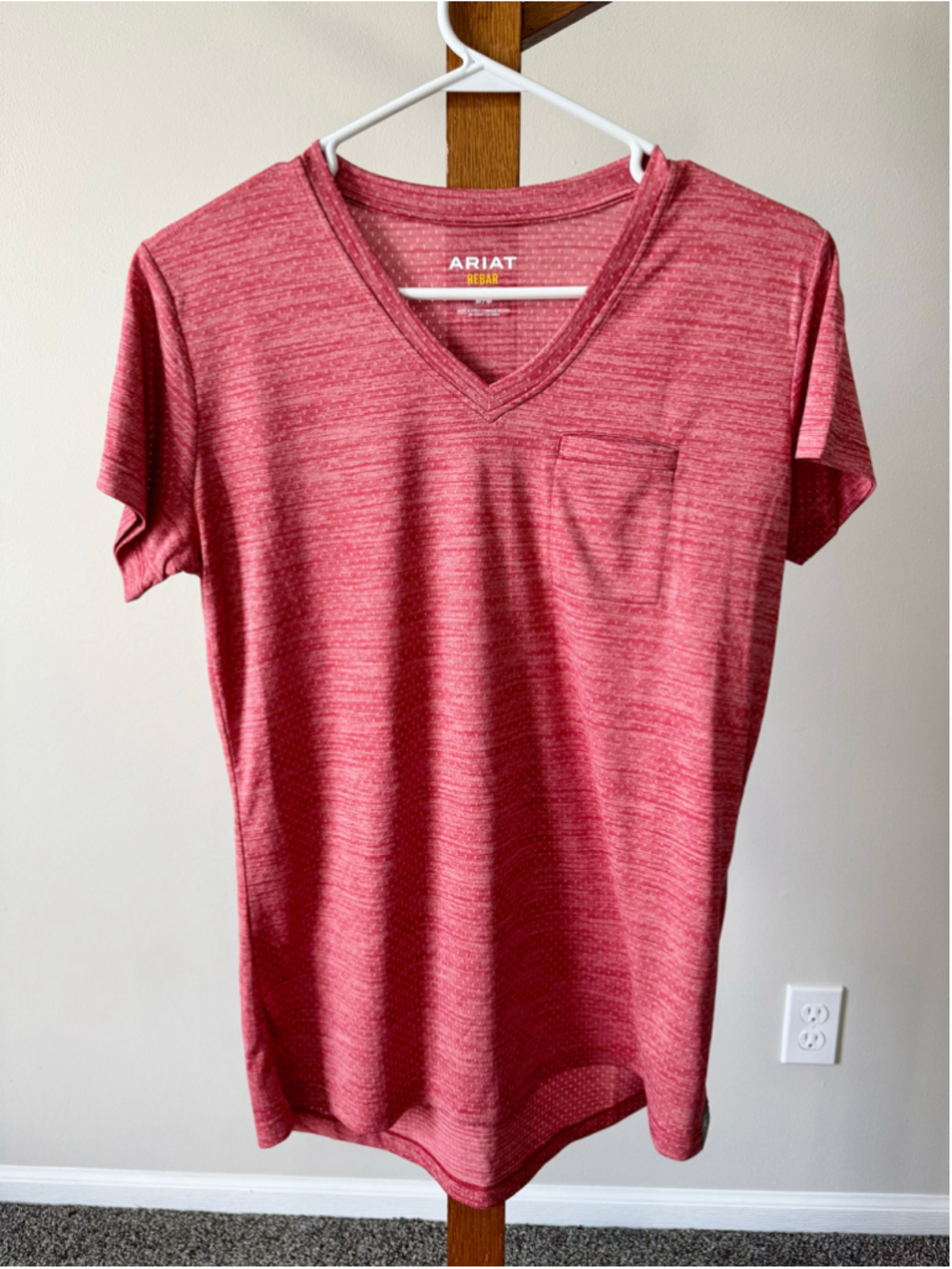 Women’s ARIAT Women's Rebar Evolution Logo T-Shirt in Red Sz Med